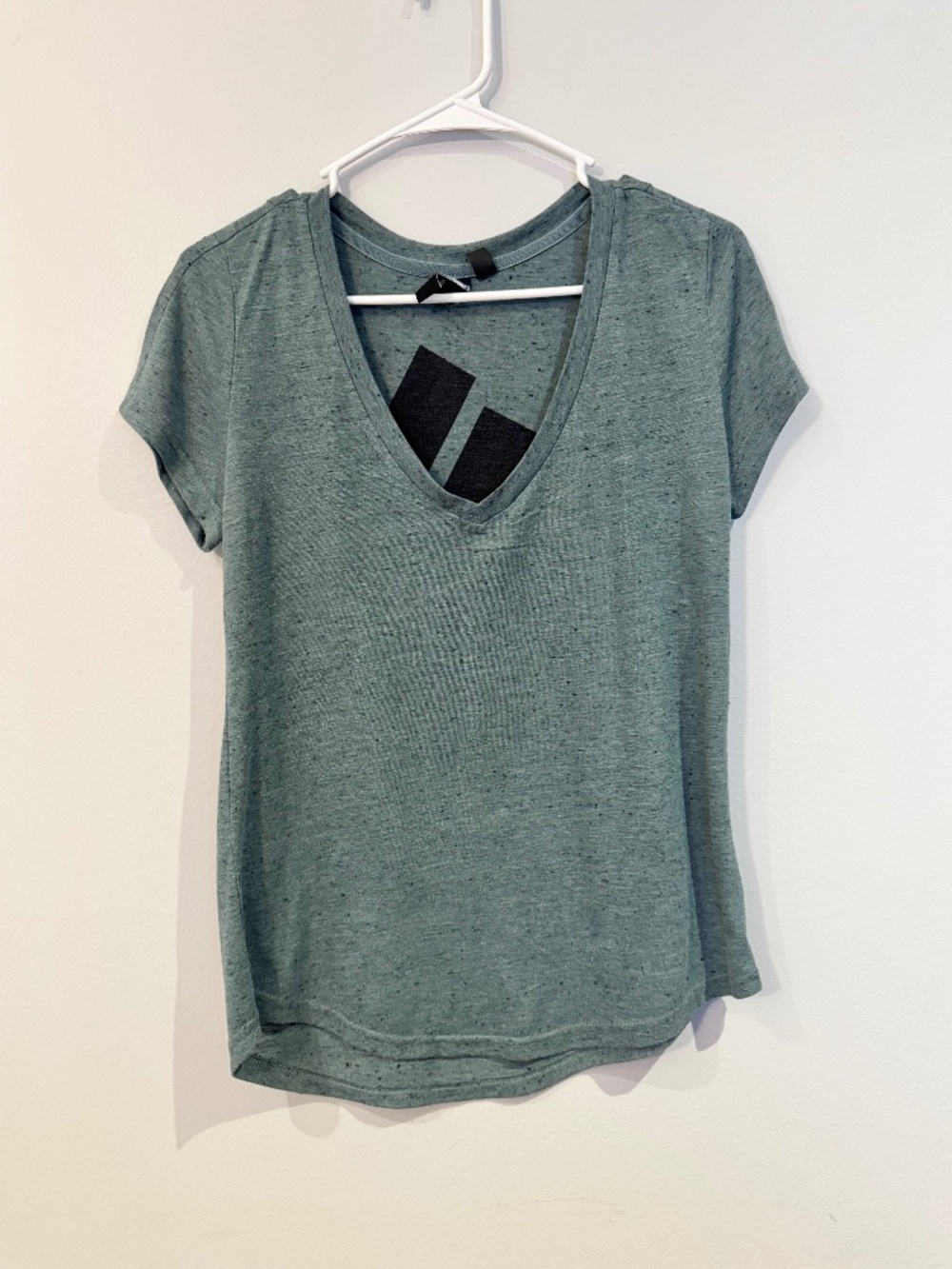 adidas Heather Green V-Neck Short Sleeve Graphic Tee Small